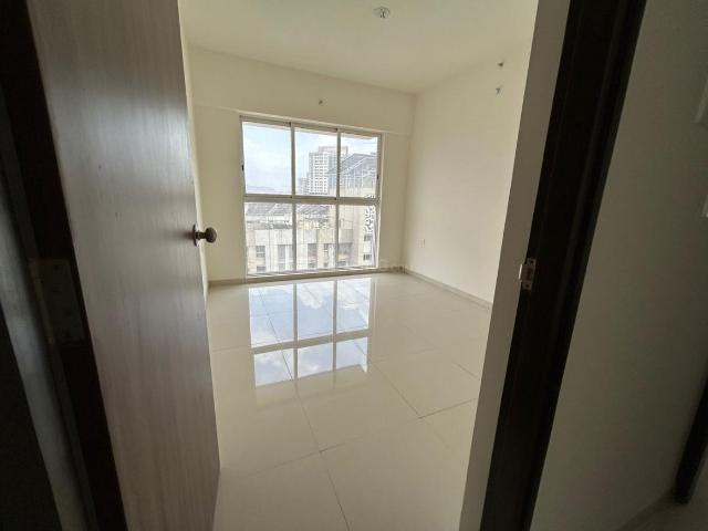 2 BHK Apartment in Thane West for resale Thane. The reference number is 21092800