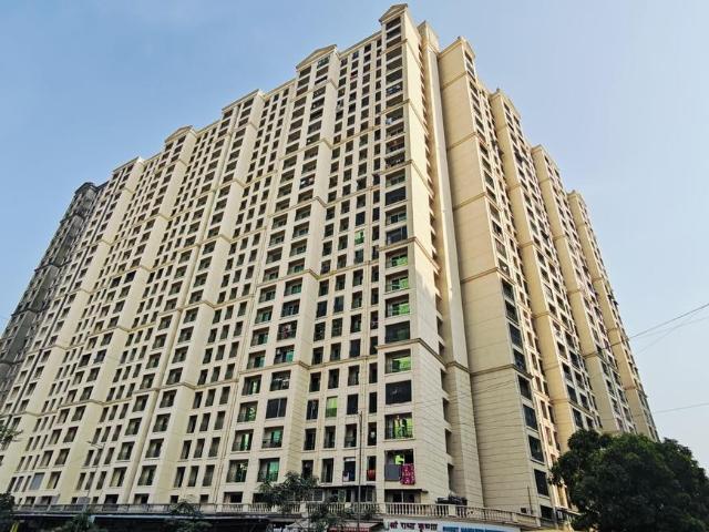 2 BHK Apartment in Thane West for resale Thane. The reference number is 21127755