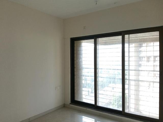 2 BHK Apartment in Thane West for resale Thane. The reference number is 21204024