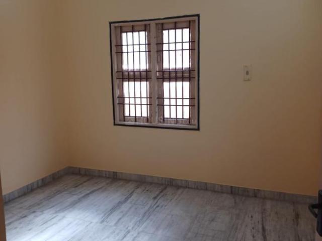 2 BHK Apartment in Thiruvanmiyur for rent Chennai. The reference number is 20950782