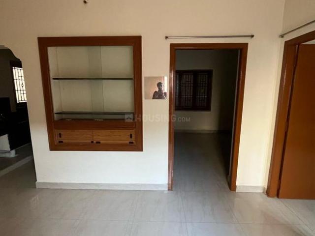 2 BHK Apartment in Thirunagar Colony for rent Erode. The reference number is 17049245