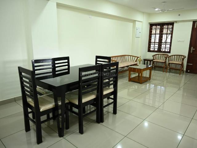 2 BHK Apartment in Thrippunithura for rent Kochi. The reference number is 20207557