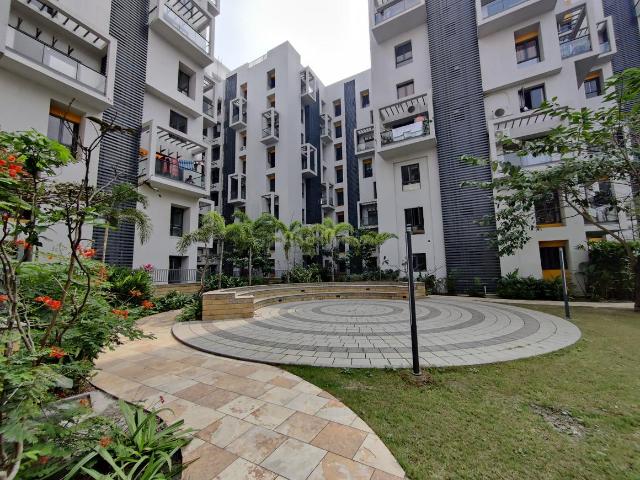 2 BHK Apartment in Tiljala for rent Kolkata. The reference number is 20064082