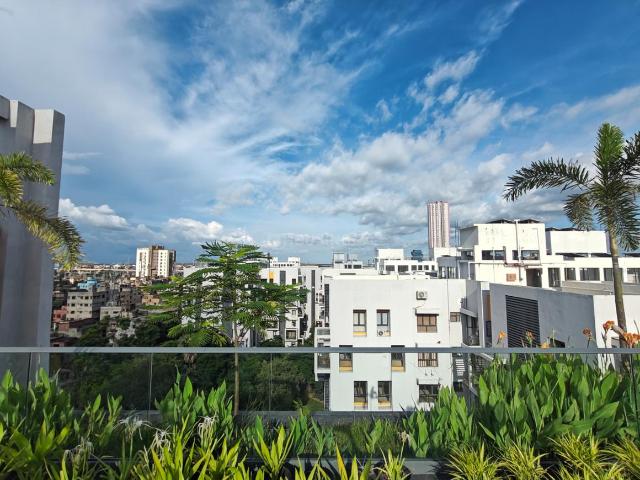 2 BHK Apartment in Tiljala for rent Kolkata. The reference number is 20063943