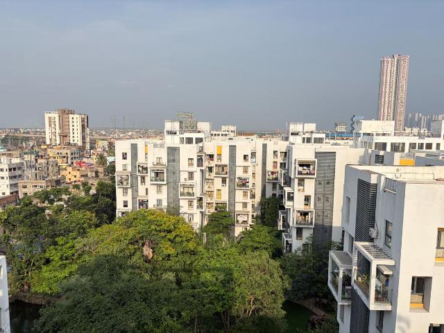2 BHK Apartment in Tiljala for resale Kolkata. The reference number is 20772555