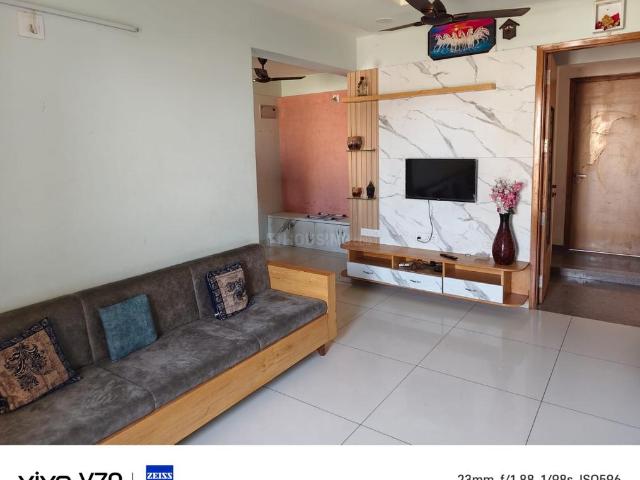 2 BHK Apartment in Tragad for rent Ahmedabad. The reference number is 19786881