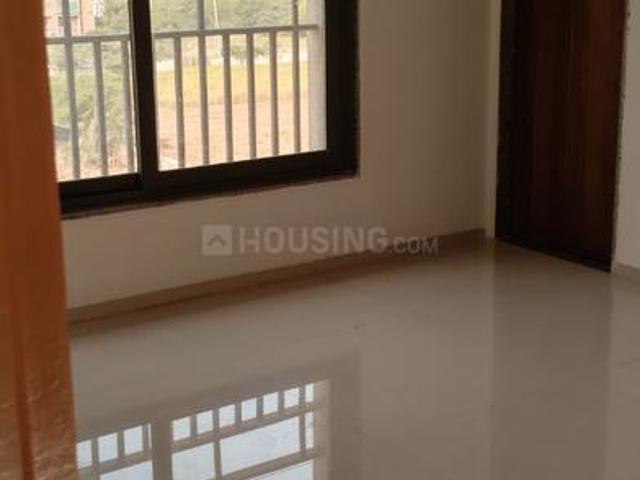 2 BHK Apartment in Tragad for rent Ahmedabad. The reference number is 20279691