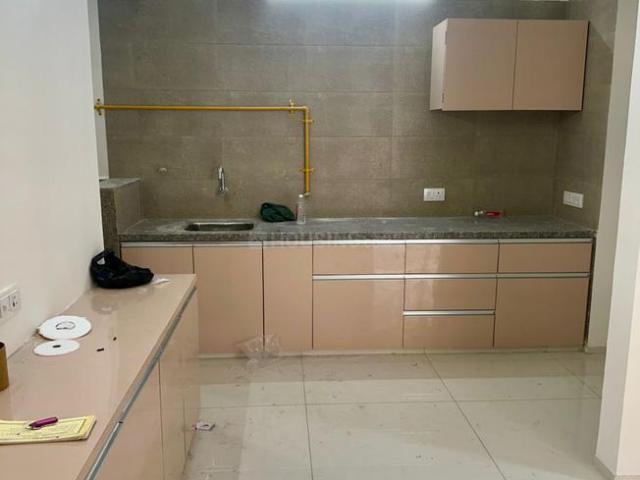 2 BHK Apartment in Tragad for rent Ahmedabad. The reference number is 20483797