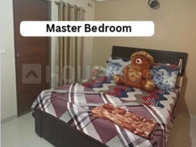 2 BHK Apartment in Tragad for rent Ahmedabad. The reference number is 21071393