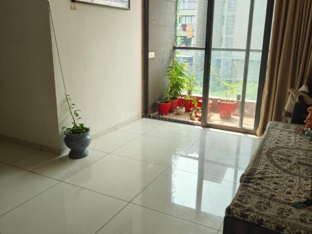 2 BHK Apartment in Tragad for rent Ahmedabad. The reference number is 21267098