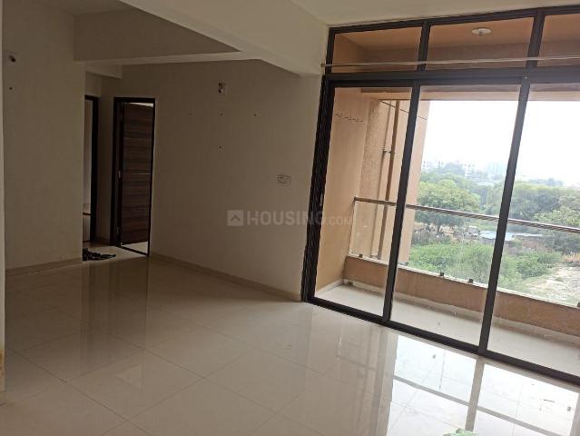2 BHK Apartment in Tragad for rent Ahmedabad. The reference number is 21370255