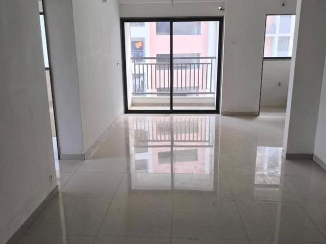 2 BHK Apartment in Tragad for resale Ahmedabad. The reference number is 16157716