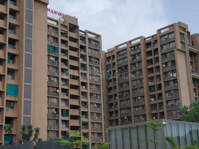 2 BHK Apartment in Tragad for resale Ahmedabad. The reference number is 20689523