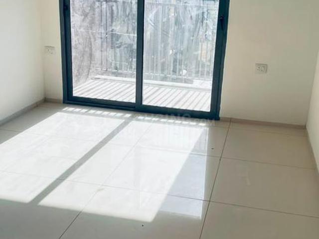 2 BHK Apartment in Tragad for resale Ahmedabad. The reference number is 21036999