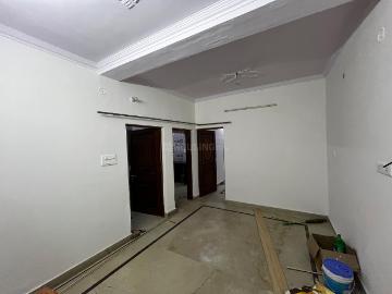 2 BHK Apartment in Tri Nagar for resale New Delhi. The reference number is 14535916