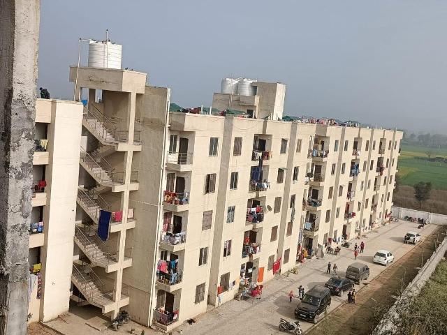 2 BHK Apartment in U.I.T. for resale Bhiwadi. The reference number is 18360367