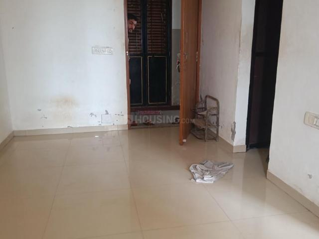 2 BHK Apartment in Ujala Circle for rent Ahmedabad. The reference number is 19110854