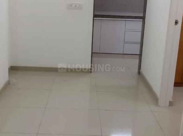 2 BHK Apartment in Ujala Circle for rent Ahmedabad. The reference number is 19761099