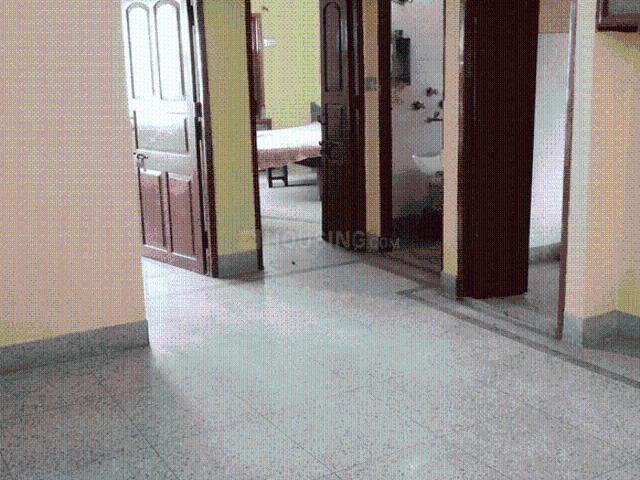 2 BHK Apartment in Ultadanga for rent Kolkata. The reference number is 19164583