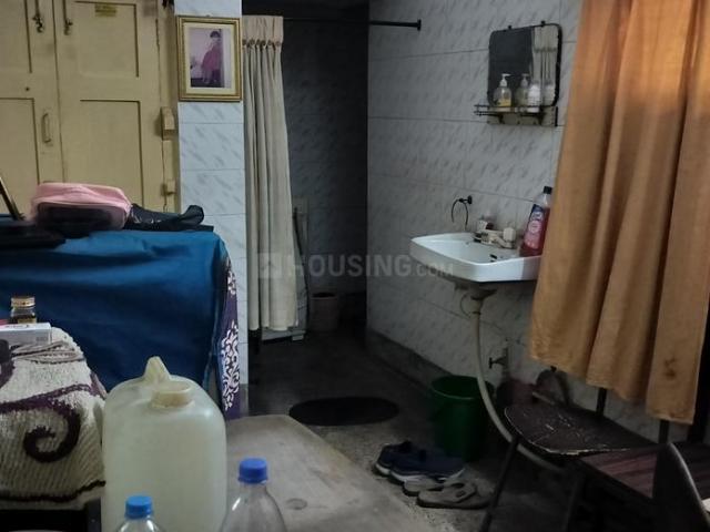 2 BHK Apartment in Ultadanga for resale Kolkata. The reference number is 20788279