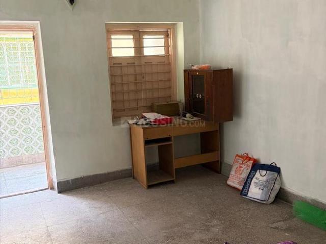 2 BHK Apartment in Ultadanga for resale Kolkata. The reference number is 20886300