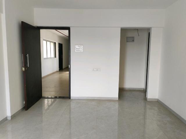 2 BHK Apartment in Ulwe for resale Navi Mumbai. The reference number is 18406356