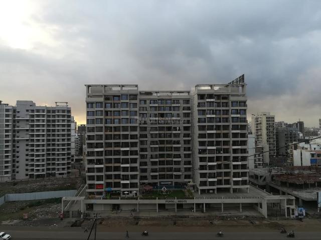 2 BHK Apartment in Ulwe for resale Navi Mumbai. The reference number is 20758126