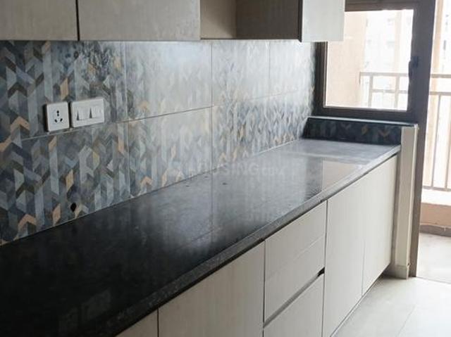 2 BHK Apartment in Ulhasnagar for rent Thane. The reference number is 18699734
