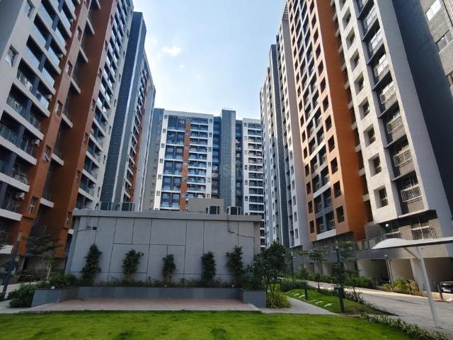 2 BHK Apartment in Upper Kharadi for resale Pune. The reference number is 21218740