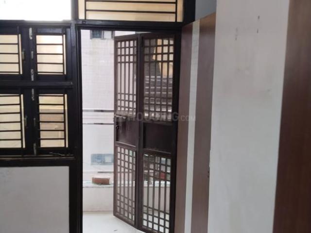 2 BHK Apartment in Uttam Nagar for rent New Delhi. The reference number is 20782994