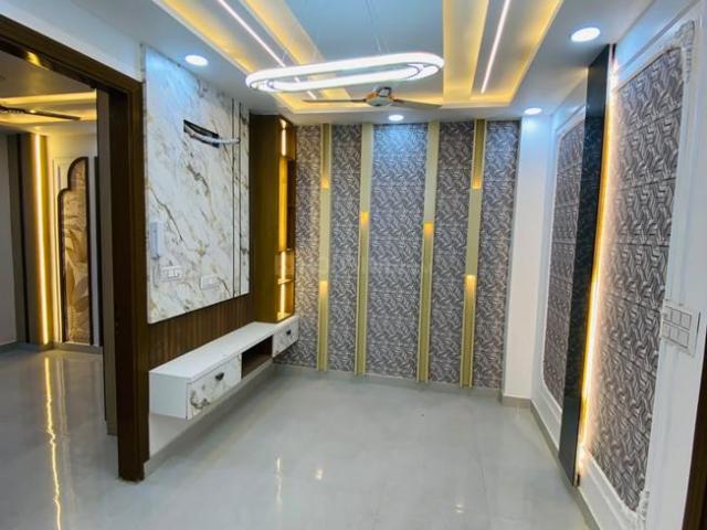 2 BHK Apartment in Uttam Nagar for rent New Delhi. The reference number is 21347994