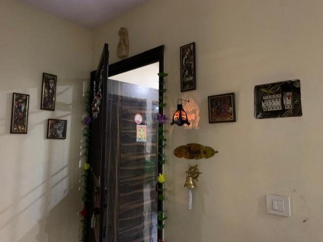 2 BHK Apartment in Uttam Nagar for rent New Delhi. The reference number is 8698767