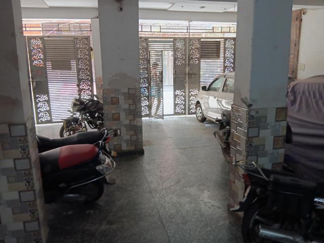2 BHK Apartment in Uttam Nagar for resale New Delhi. The reference number is 20574662