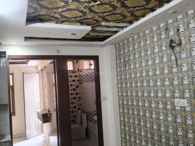 2 BHK Apartment in Uttam Nagar for resale New Delhi. The reference number is 20936369