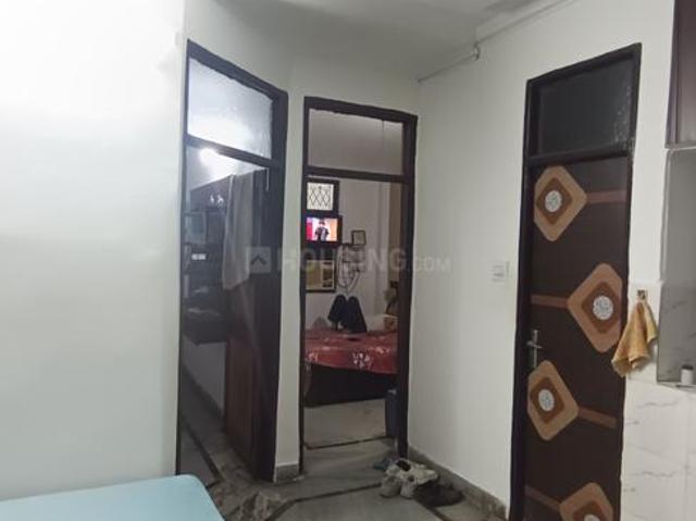2 BHK Apartment in Uttam Nagar for resale New Delhi. The reference number is 21107340