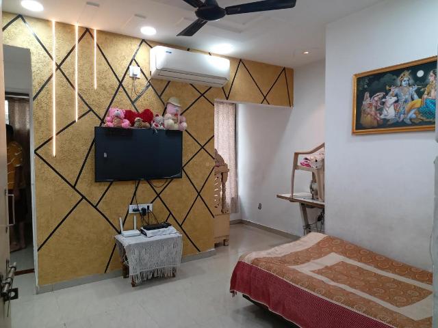 2 BHK Apartment in Vatva for resale Ahmedabad. The reference number is 15653475
