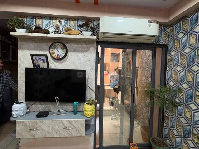 2 BHK Apartment in Vatva for resale Ahmedabad. The reference number is 19317970