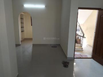 2 BHK Apartment in Vadapalani for rent Chennai. The reference number is 16917387
