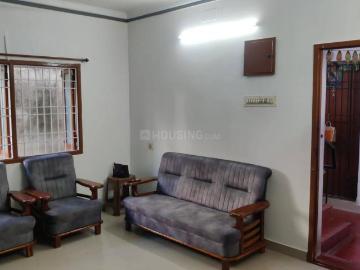 2 BHK Apartment in Vadapalani for rent Chennai. The reference number is 20190539