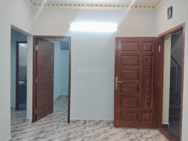 2 BHK Apartment in Vadapalani for rent Chennai. The reference number is 20814242