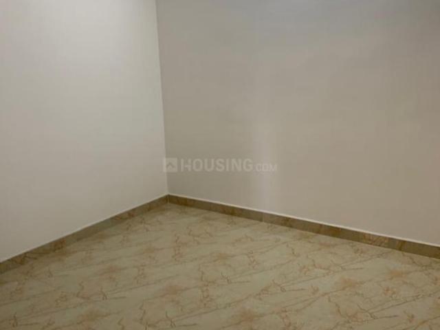 2 BHK Apartment in Vadapalani for rent Chennai. The reference number is 21240582