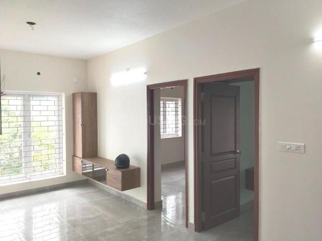 2 BHK Apartment in Vadapalani for resale Chennai. The reference number is 19668727