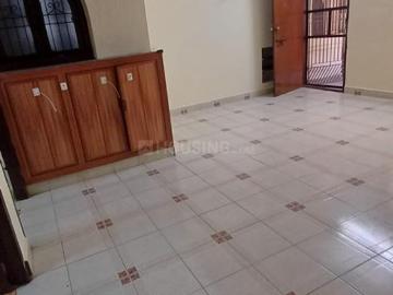 2 BHK Apartment in Vadapalani for resale Chennai. The reference number is 20539956