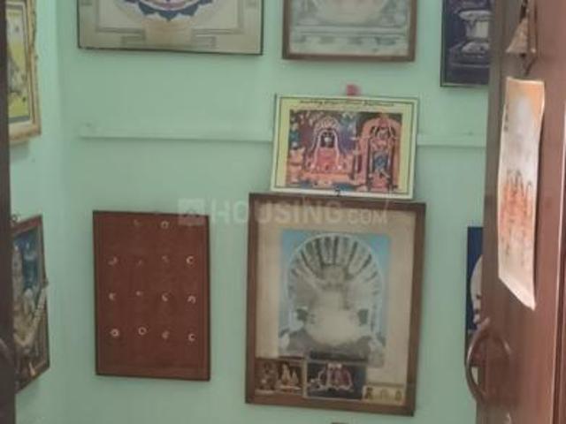 2 BHK Apartment in Vadapalani for resale Chennai. The reference number is 20600615