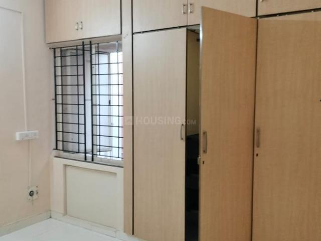 2 BHK Apartment in Vadapalani for resale Chennai. The reference number is 21093577