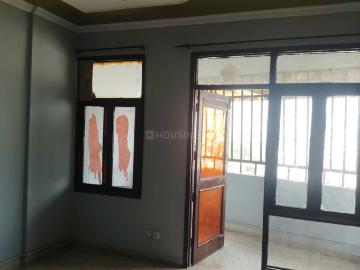 2 BHK Apartment in Vaishali for rent Ghaziabad. The reference number is 19935673