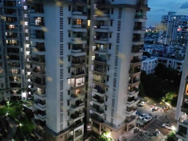2 BHK Apartment in Vaishali for rent Ghaziabad. The reference number is 20145635