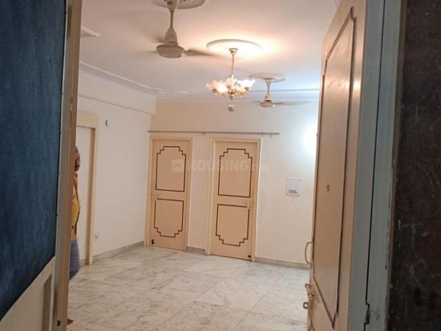 2 BHK Apartment in Vaishali for rent Ghaziabad. The reference number is 21020486