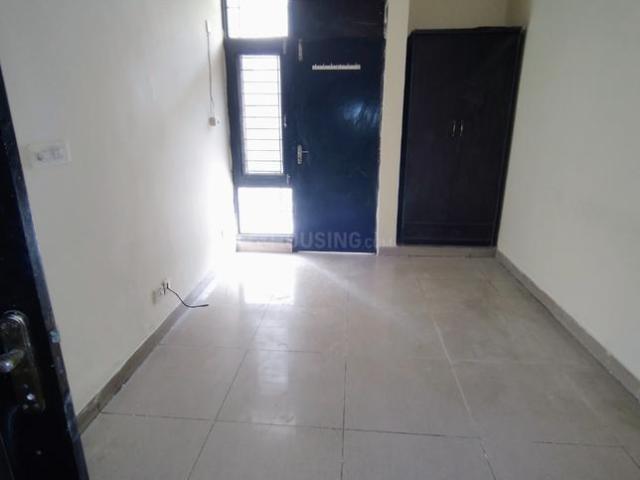 2 BHK Apartment in Vaishali for rent Ghaziabad. The reference number is 21214489