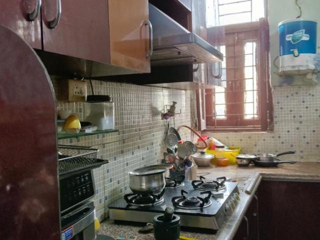 2 BHK Apartment in Vaishali for rent Ghaziabad. The reference number is 21212549